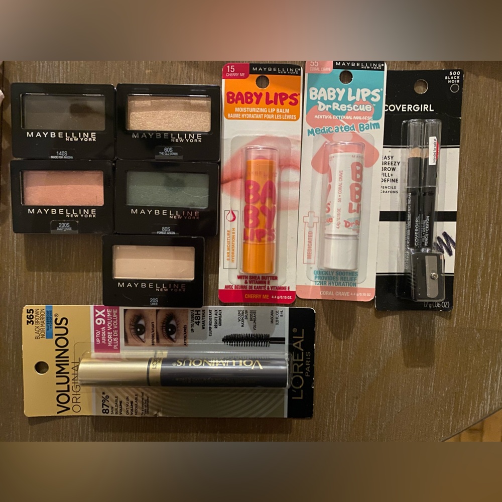 New 9 piece Maybelline Loreal and CoverGirl make up set
